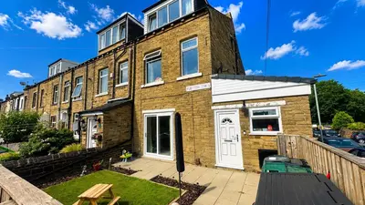 Fletton Terrace, Undercliffe
