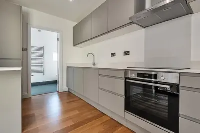 Chilton Road, Richmond, TW9