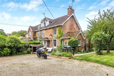 Kiln Lane, Binfield Heath, RG9