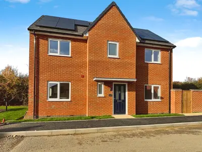 Brick Kiln Road, Raunds, Wellingborough