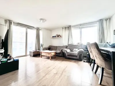 Prince Regent Road, Hounslow, TW3