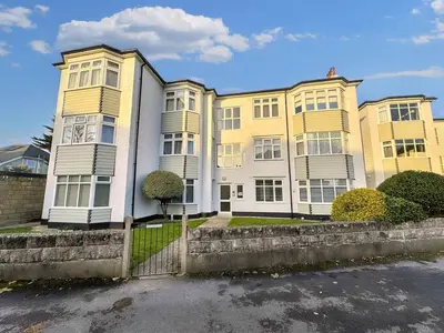 Bolton Close, Southbourne, BH6