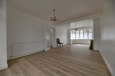 Sydney Road, Barkingside, Essex, Ilford, IG62ED