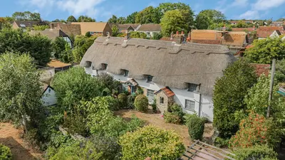 Hadenham, Buckinghamshire, HP17 8AW
