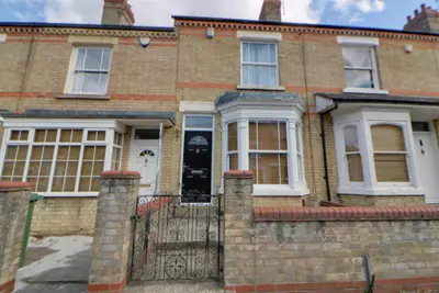 Queens Road, PE2