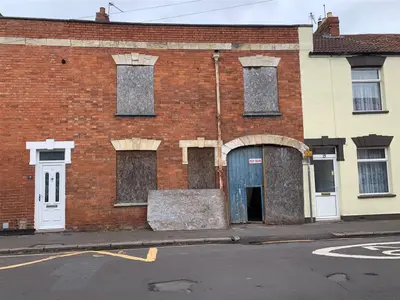 Wellington Road, Bridgwater TA6 5EX