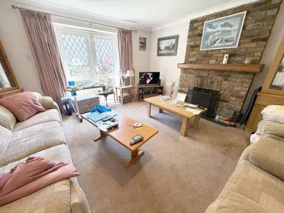 Glengall Road, Edgware, HA8