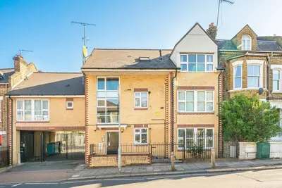 Plough Road, SW11