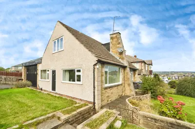 Woodside View, Bingley
