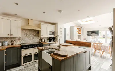 Gerrish Avenue, Mangotsfield, BS16