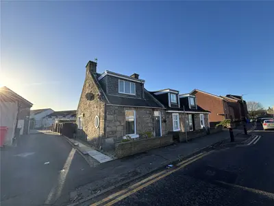 Main Street, Larbert, FK5