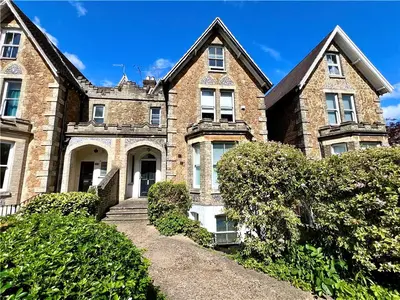Epsom Road, Guildford, GU1