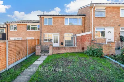 Baxter Avenue, Redhill, RH1