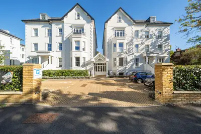 Oakhill Road, Surbiton, Surrey, KT6