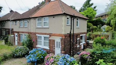 North Cliffe Avenue, Thornton, BD13