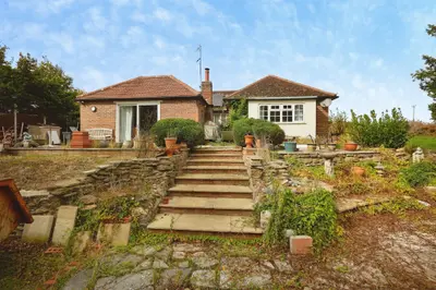 Bradford Lane, Longburton, DT9