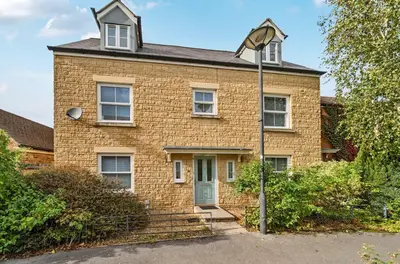 Sandbourne Road, Swindon, SN25