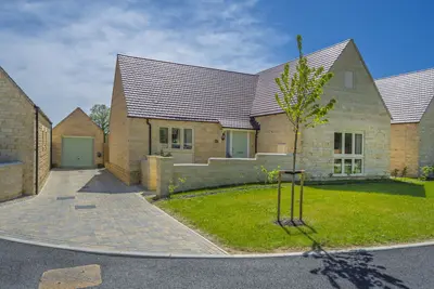 Rooktree Farm Court, Down Ampney, GL7