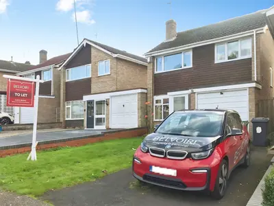 Chelston Drive, Wolverhampton, WV6