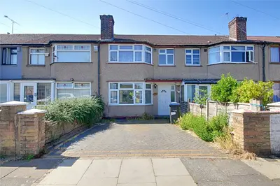 Cambourne Avenue, London