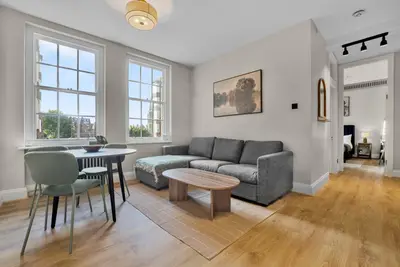 Queens Court, Queensway, W2