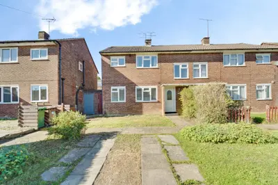 Eaton Valley Road, Luton, LU2