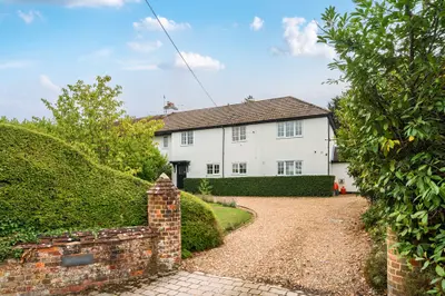 Ballinger Road, South Heath, HP16