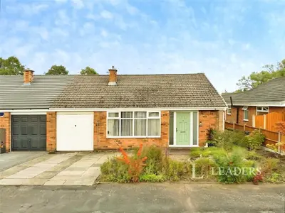 Eaton View, Moulton, CW9