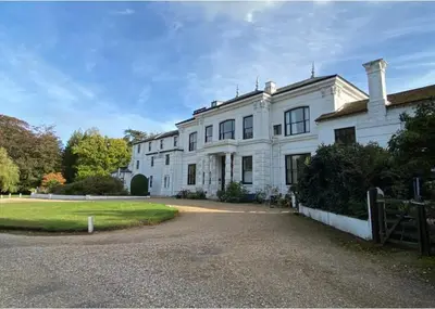 Sandhurst Lodge, Crowthorne, RG45