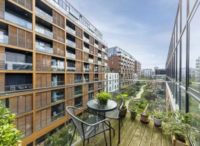 Violet Road, Bow, E3