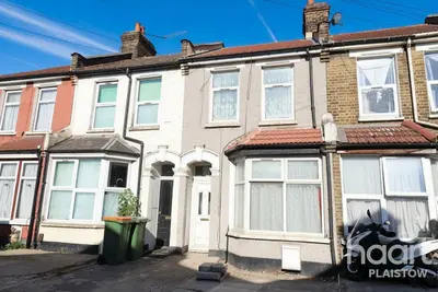 Augurs Lane, London, E13