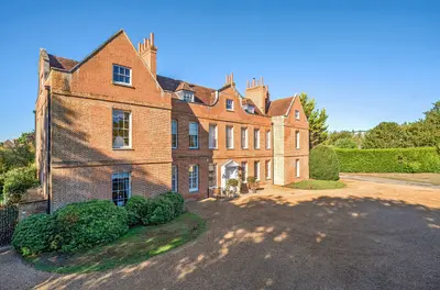 Cobbett Hill Road, Normandy, GU3