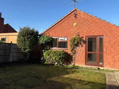 Juniper Gardens, Bingham, NG13