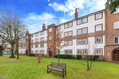 Kew Road, Richmond, TW9