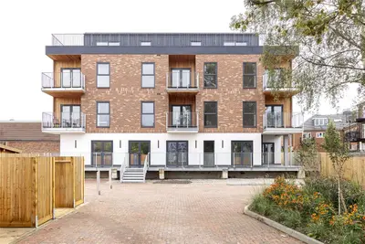 Station Road, Paddock Wood, Kent, TN12 6AB