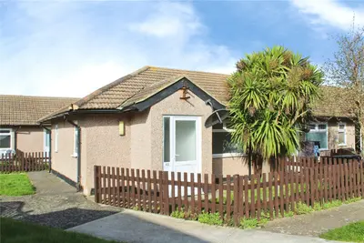 Laburnum Grove, Minster Park, ME12