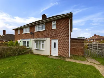 Knavesmire Gardens, Doncaster, DN4
