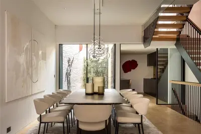 Berkeley Gardens, London, W8