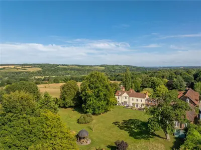 Hillfields Farm, Lower Basildon, Reading, Berkshire, RG8 9PE