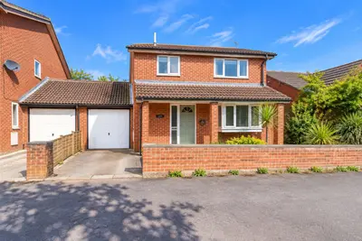 Oak Tree Walk, Purley on Thames, RG8