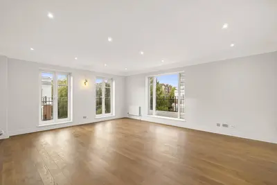 Stone Hall Place, London, W8