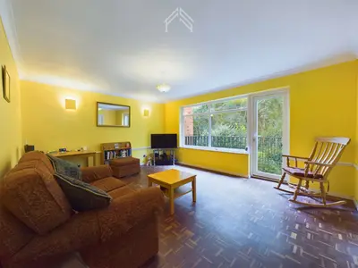 Dell Farm Road, Ruislip HA4, HA4 7SD