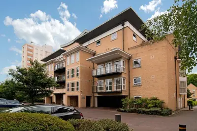 Sparkes Close, Bromley, BR2