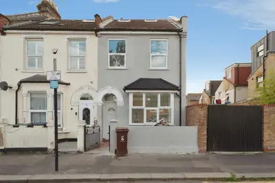 Erskine Road, Walthamstow, E17