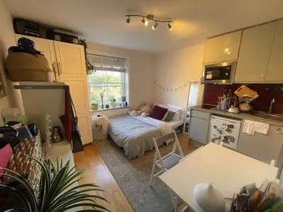 Alexandra Grove, Finsbury Park, N4 2LQ